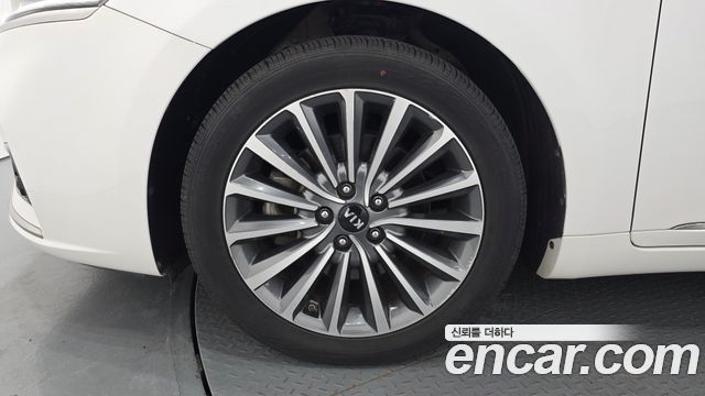 Kia K7 2016 — photo 5