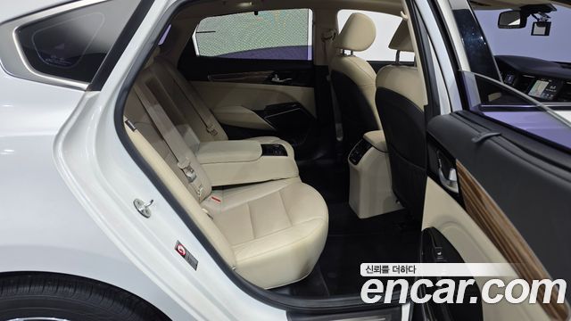 Kia K7 2016 — photo 12