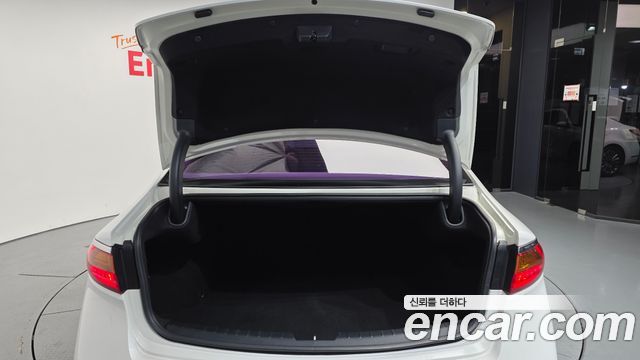 Kia K7 2016 — photo 20