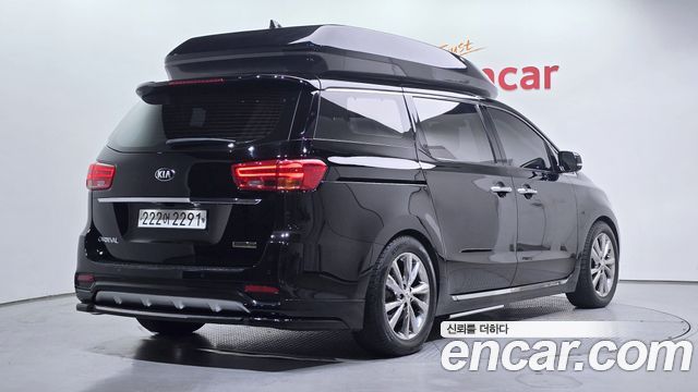 Kia Canival 2020 — photo 2
