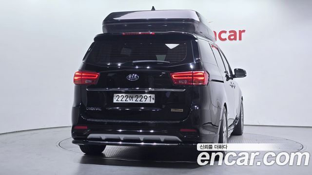 Kia Canival 2020 — photo 4
