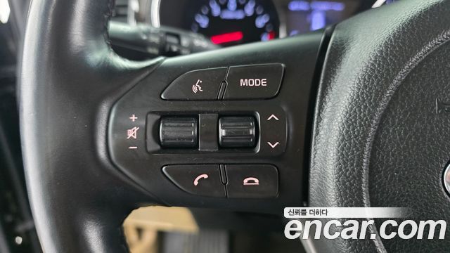 Kia Canival 2020 — photo 22