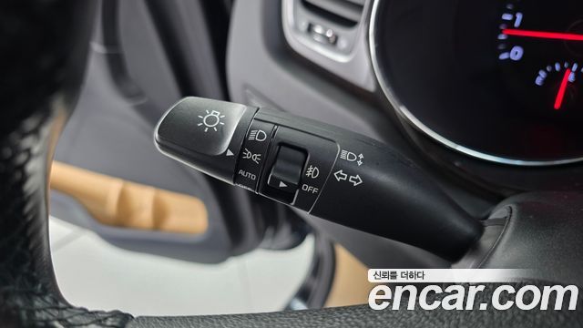 Kia Canival 2020 — photo 24