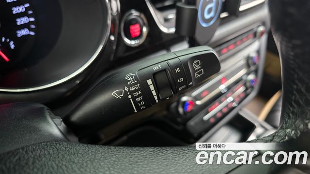 Kia Canival 2020 — photo 25