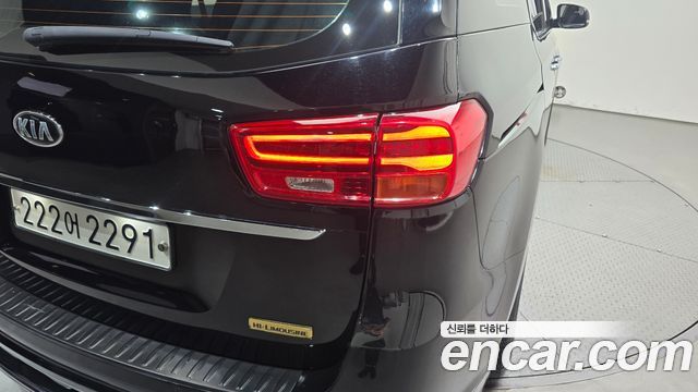 Kia Canival 2020 — photo 9