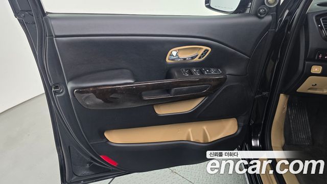 Kia Canival 2020 — photo 14