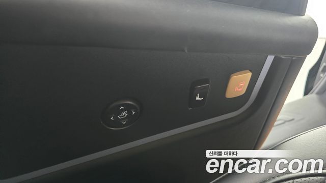 Kia Canival 2020 — photo 33
