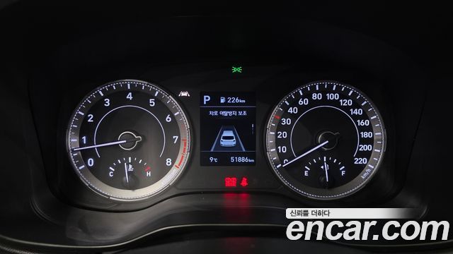 Hyundai Venue 2020 — photo 11