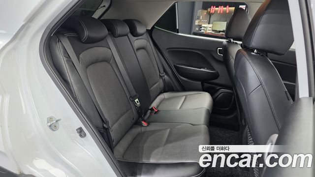 Hyundai Venue 2020 — photo 18