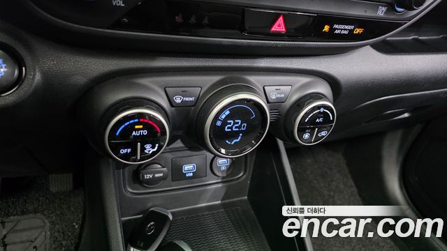 Hyundai Venue 2020 — photo 24
