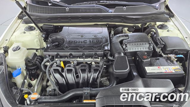 Kia K5 2011 — photo 6