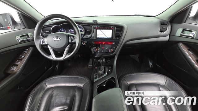 Kia K5 2011 — photo 7