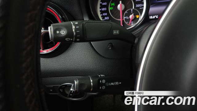 Mercedes-Benz CLA-Class 2015 — photo 26