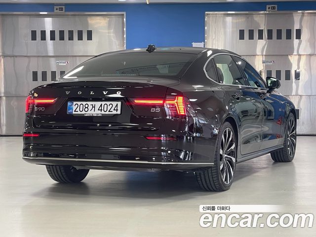 Volvo S90 2026 — photo 2