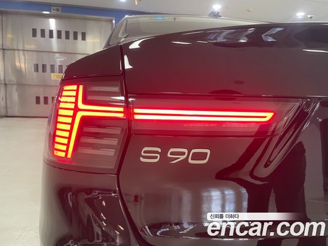 Volvo S90 2026 — photo 19