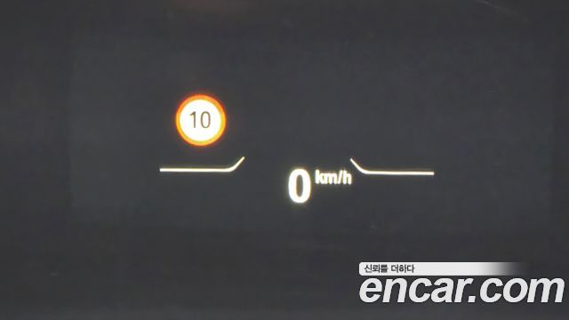 BMW 1-Series 2023 — photo 24
