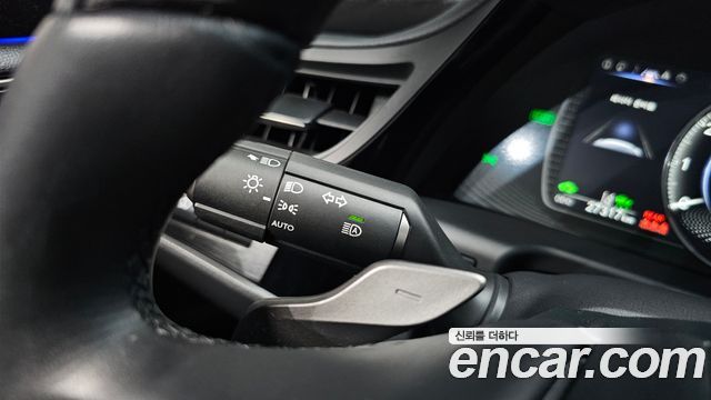 Lexus ES 2024 — photo 35