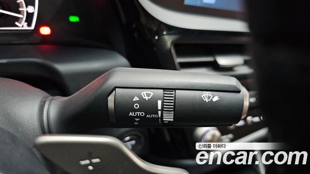 Lexus ES 2024 — photo 36