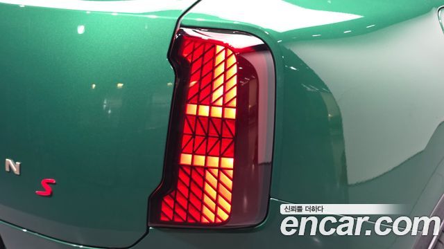 Mini Countryman 2025 — photo 9
