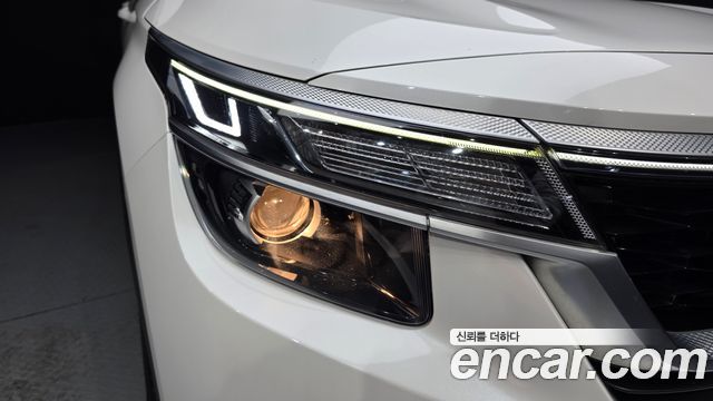 Kia Seltos 2021 — photo 8