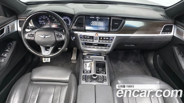 Genesis G80 2019 — photo 10