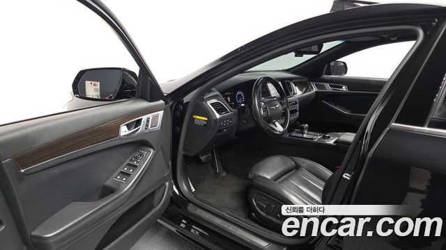 Genesis G80 2019 — photo 13