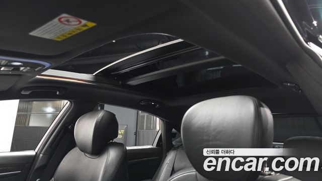 Genesis G80 2019 — photo 24