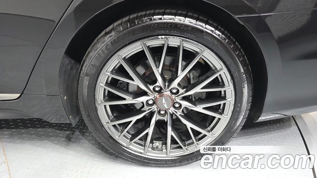 Genesis G80 2019 — photo 7