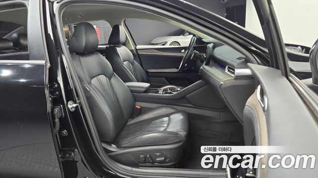 Kia K5 2022 — photo 16