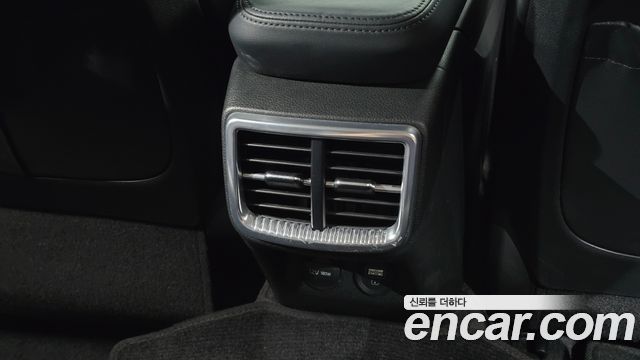 Kia K5 2022 — photo 30