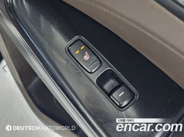 Kia K7 2016 — photo 16