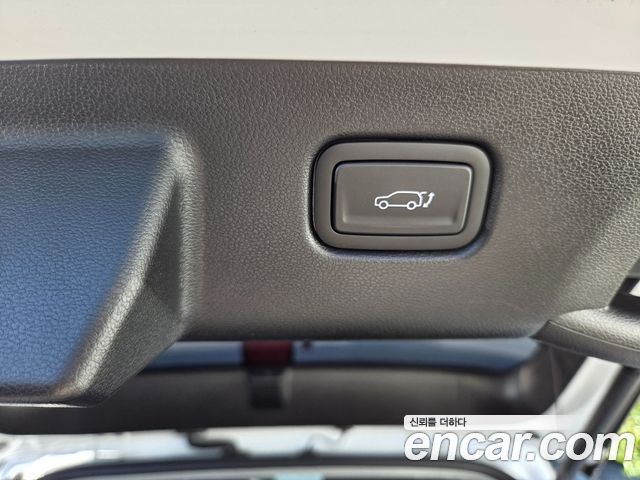 Hyundai Kona 2023 — photo 16