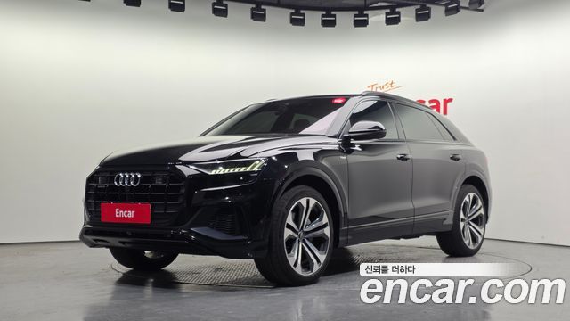 Audi Q8 2023 — photo 1