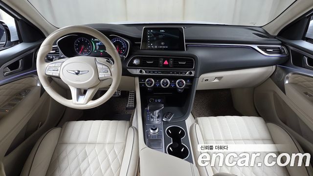 Genesis G70 2019 — photo 10