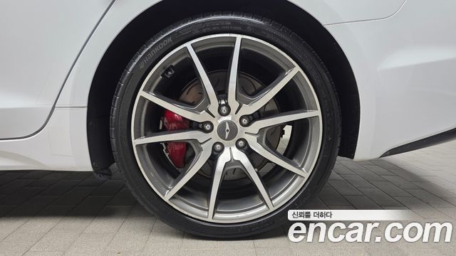 Genesis G70 2019 — photo 7