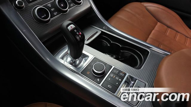 Land Rover Range Rover Sport 2016 — photo 12
