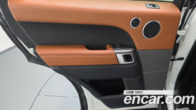Land Rover Range Rover Sport 2016 — photo 15
