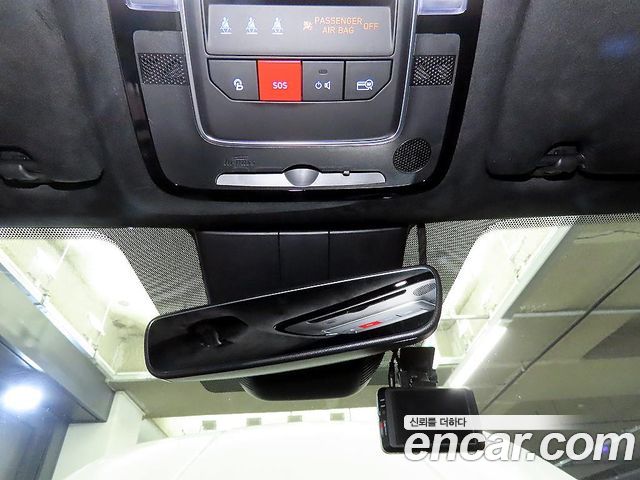 Hyundai Santafe 2023 — photo 14