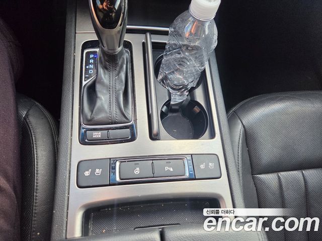 Hyundai Genesis 2015 — photo 9