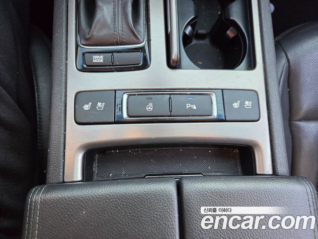Hyundai Genesis 2015 — photo 12