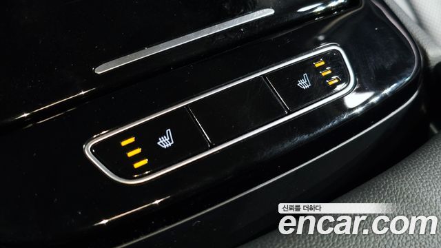 Genesis G80 2023 — photo 26