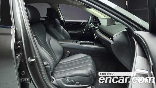 Genesis G80 2023 — photo 16