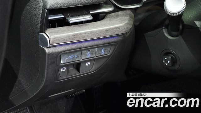 Genesis G80 2023 — photo 27