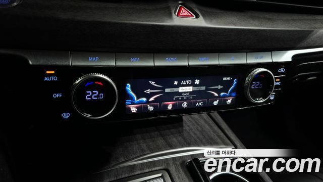 Genesis G80 2023 — photo 31