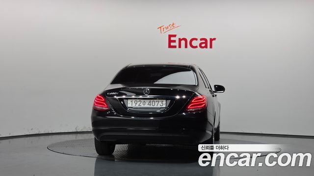 Mercedes-Benz C-Class 2016 — photo 4