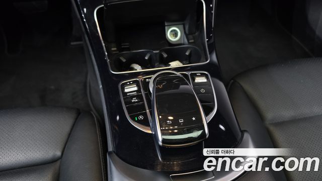 Mercedes-Benz C-Class 2016 — photo 9