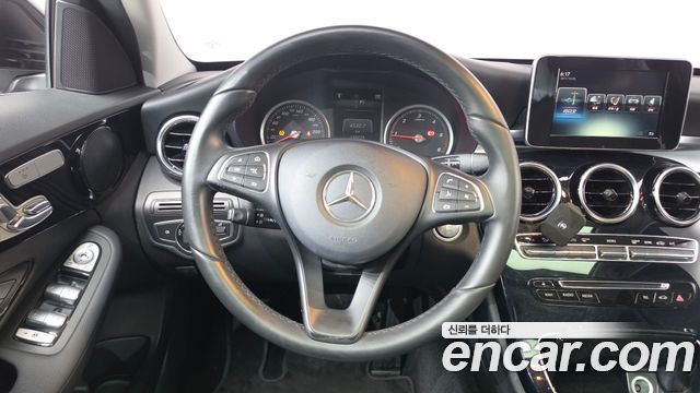 Mercedes-Benz C-Class 2016 — photo 14