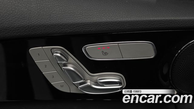 Mercedes-Benz C-Class 2016 — photo 17