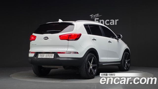 Kia Sportage 2015 — photo 2