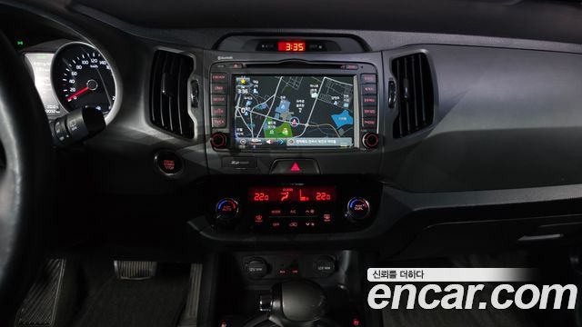 Kia Sportage 2015 — photo 14